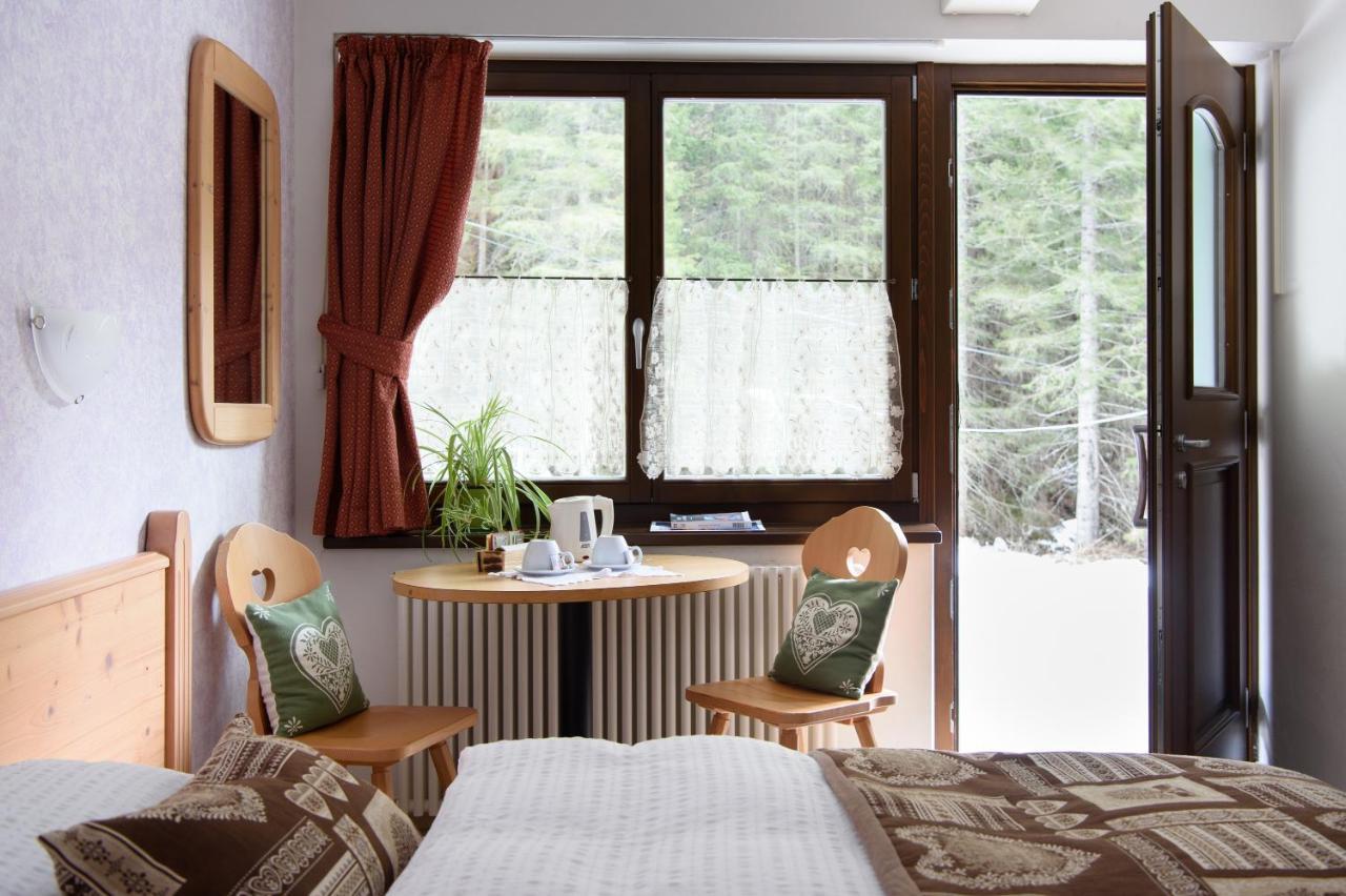 Hotel Garni Roberta Malga Ciapela Eksteriør billede